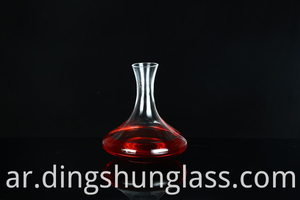 زجاجة من النبيذ الاحمر Glass Bottle of Red Wine